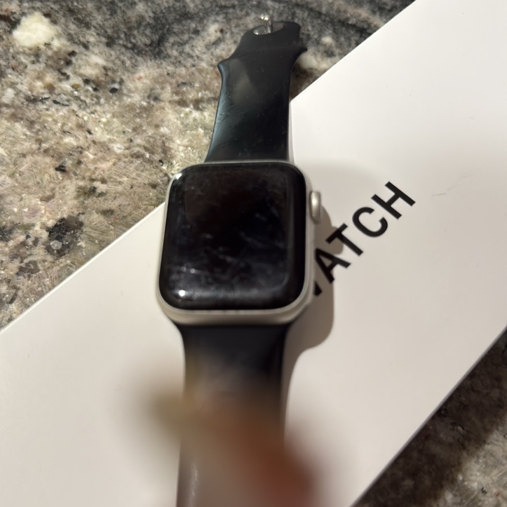 Apple watch - Picture 6 of 6